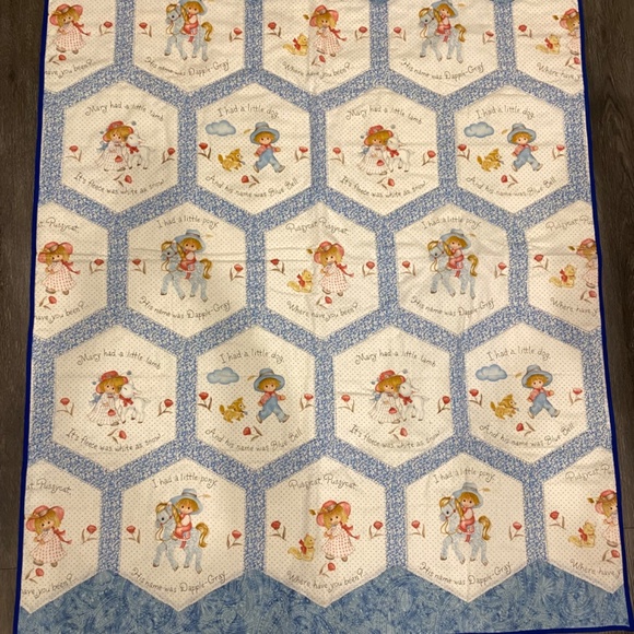 Homemade baby quilt - Picture 3 of 4